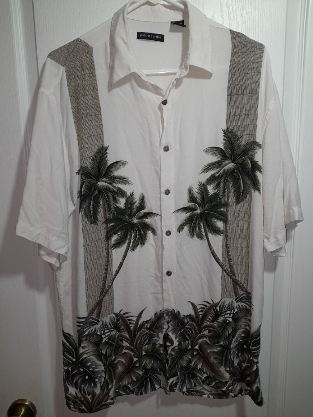 Mens Large Bahamas Vintage 100% Rayon So soft Pierre Cardin Florida Vibes